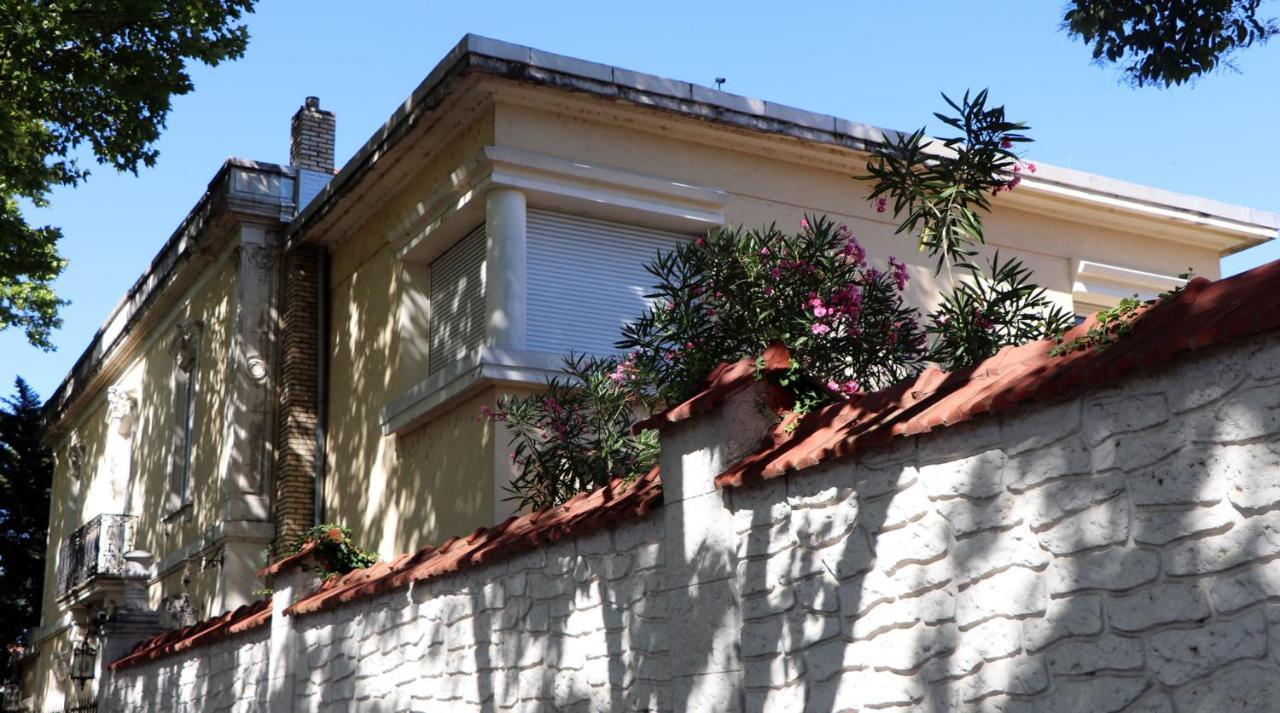 La Maison Du Soleil Vauvert Bagian luar foto